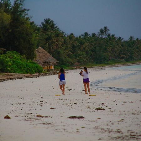 African Sun Sea Beach Resort & Spa Zanzibar Buitenkant foto