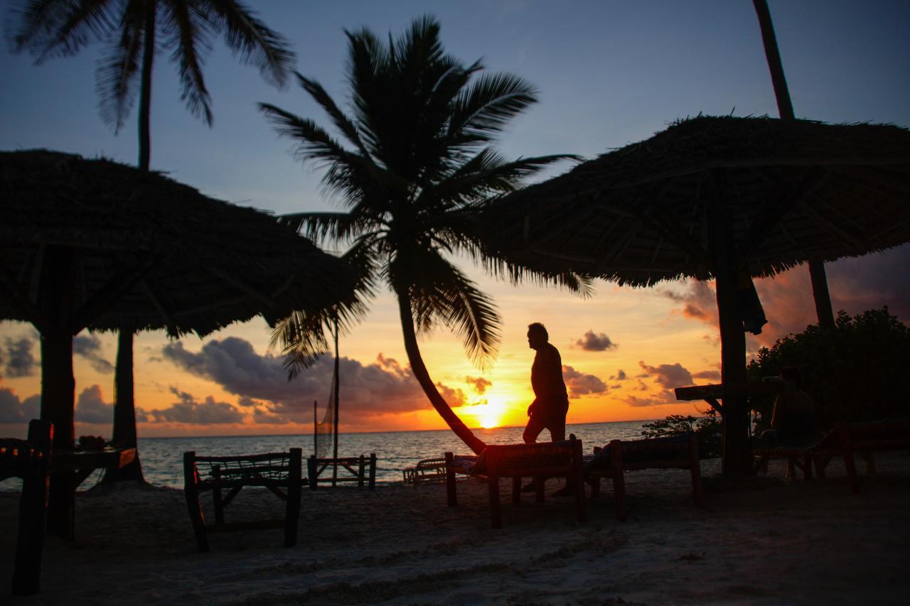 African Sun Sea Beach Resort & Spa Zanzibar Buitenkant foto